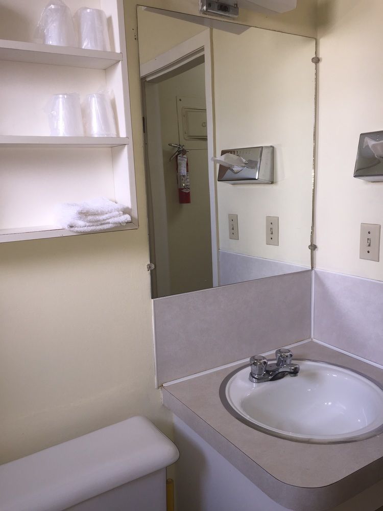 Tyee Village Motel Πορτ Άλμπερνι Εξωτερικό φωτογραφία