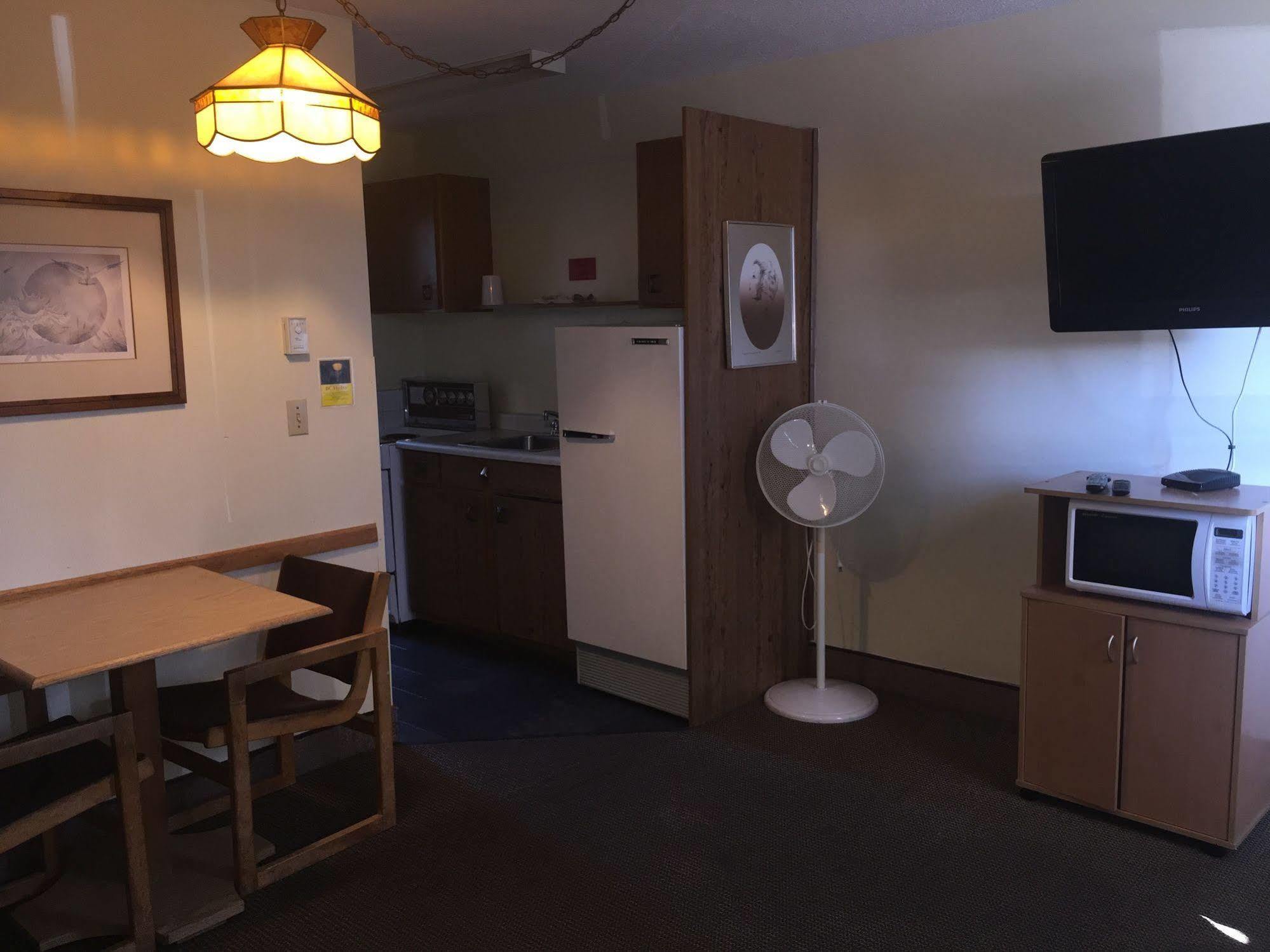 Tyee Village Motel Πορτ Άλμπερνι Εξωτερικό φωτογραφία